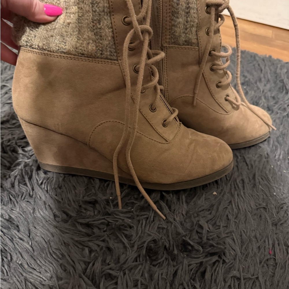 Women's Tan Wedge Ankle Boots